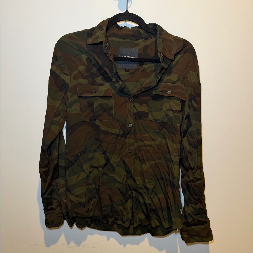 Le superbe Roaming Camouflage Top
